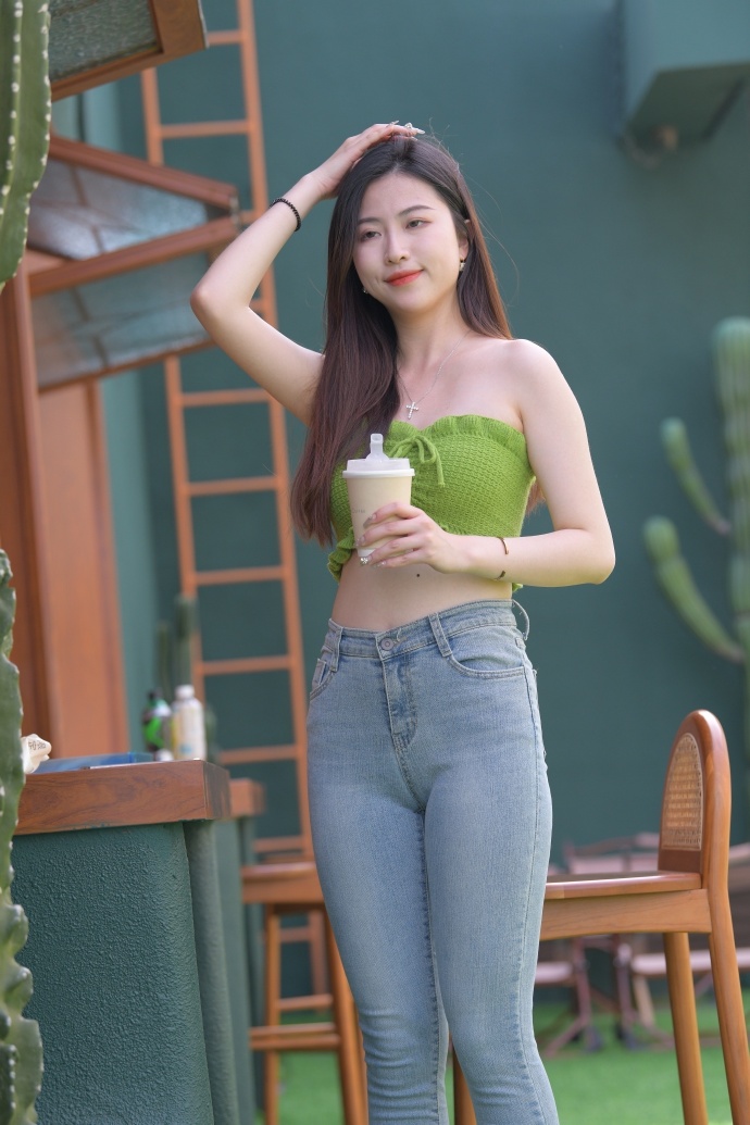 趴好腿分开腰下沉打pp的阴-趴好腿分开腰下沉打pp的阴老版本V(图1)