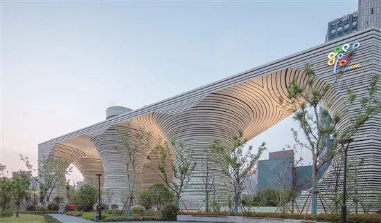 九游体育科技：让停车不再难！立体停车楼花样开辟新路径(图6)