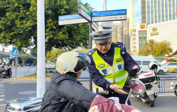 不罚款不扣车！电动车、三轮车、摩托车上路好消息不再一罚了之