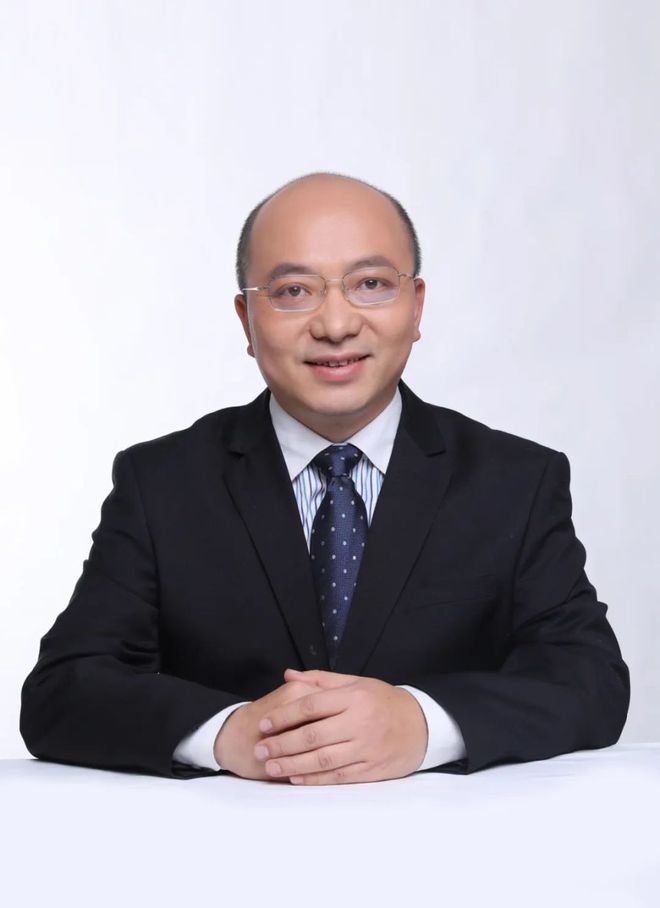 北大经院两会笔谈冯科：2024年中国科技智能领域研发建设成效显著(图1)