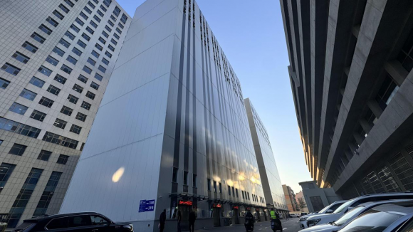 深圳伟创建成国内单体最大医院立体智能车库破解就医停车难题(图1)