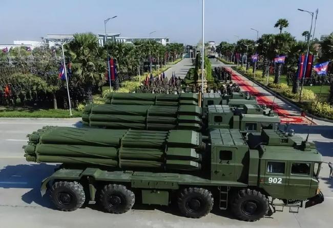 九游体育：柬埔寨军队完败泰国？不是中国武器不给力而是这一点太致命实力悬殊下的意外反击(图1)