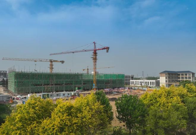 九游体育科技：菏泽鲁西新区：全力冲刺二季度奋力跑赢“上半场”(图4)