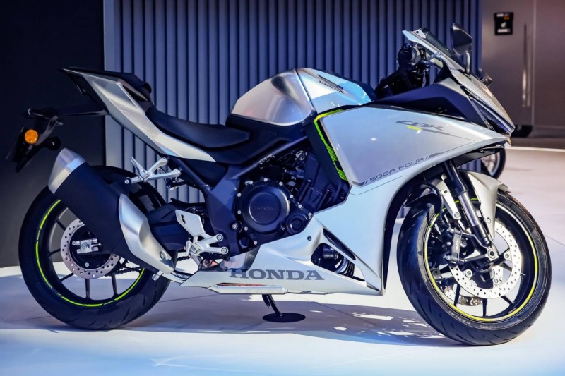 九游智能体育科技：四缸新纪元HondaCBSUPERFOUR全球首发(图6)