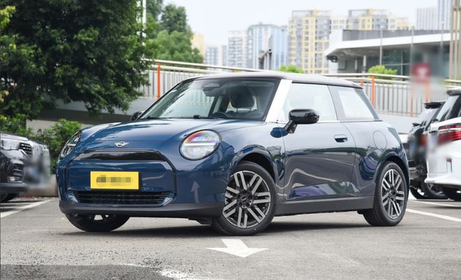 新车｜限时优惠56万2+2四座布局电动MINICOOPER1538万起售(图3)