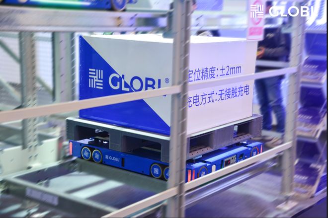 哥伦布智能CeMATASIA2025圆满落幕：核心技术引领四向车产业升级(图2)