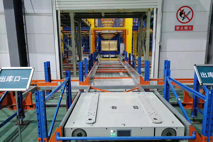 备受关注的智能立体货架—四向穿梭车货架(图2)