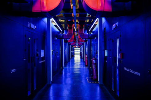 九游体育：从花江峡谷大桥出发：探访“多彩贵州移起向新”(图24)