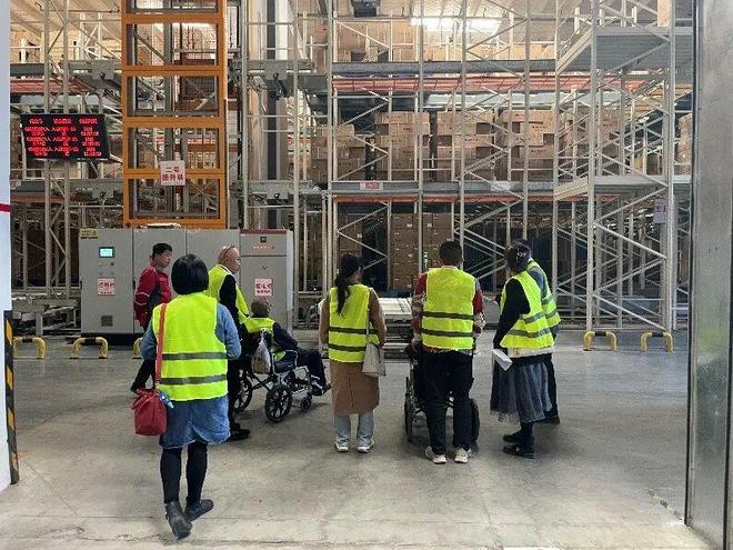 澳润特NEWS丨印尼纸浆公司日本头部3PL株式会社前来交流考察(图1)