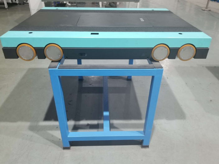 广州超大型智能四向穿梭车厂家供应上海鑫锐通物流科技供应(图3)