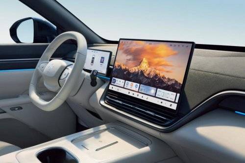 九游体育科技：2025年家庭出游神车！六座SUV安全与空间双优榜单(图1)