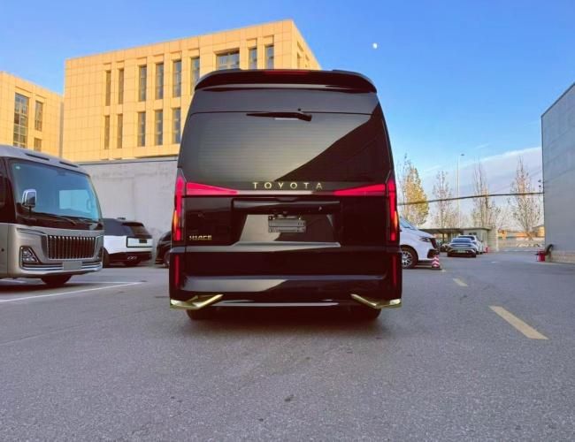 九游体育：丰田海狮凯萨皇冠多少钱丰田海狮报价(图2)