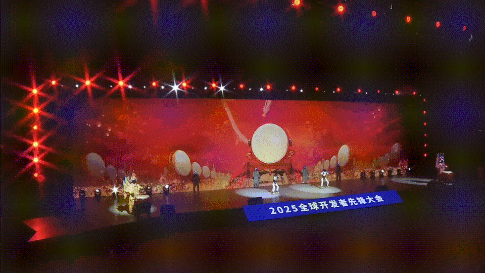 九游体育科技：硅谷还在「卷PPT」中国机器人大军上岗！看呆歪果仁(图2)