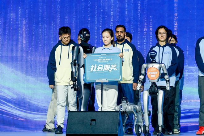 九游体育科技：硅谷还在「卷PPT」中国机器人大军上岗！看呆歪果仁(图6)