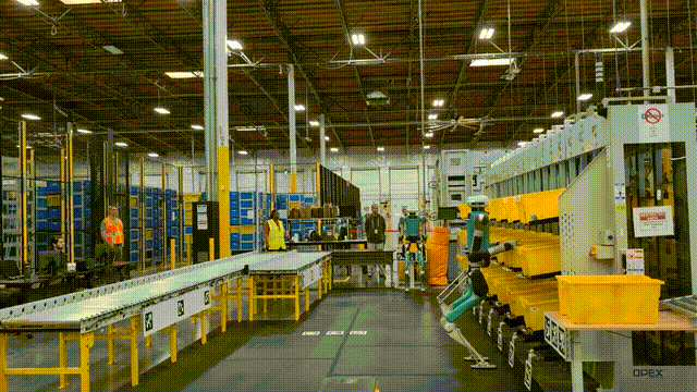 九游体育科技：硅谷还在「卷PPT」中国机器人大军上岗！看呆歪果仁(图12)