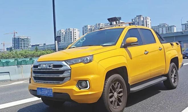 曾为杭州“礼让斑马线后用AI给道路做“体检”巡检里程可绕地球75圈(图8)