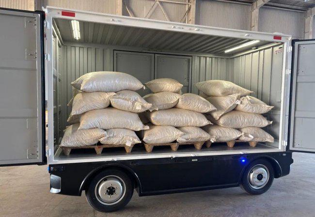 九游体育：云南白药文山七花引入九识无人车开启智能物流新征程(图2)