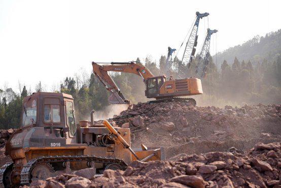 九游智能体育科技：渝黔背靠背联网工程复工场地平整加速推进(图3)