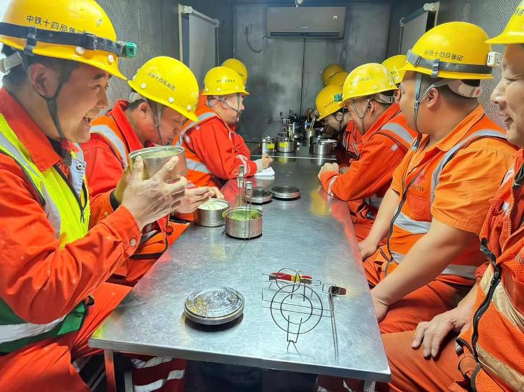 春涌齐鲁建设忙——山东立体交通建设一线观察(图3)