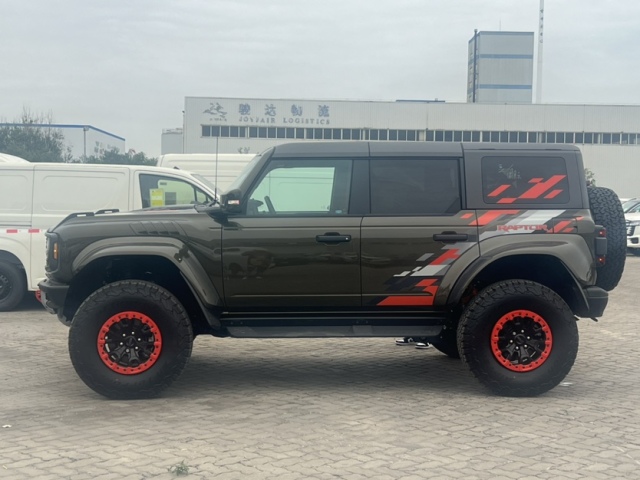 九游体育科技：2025款福特烈马30T猛禽版最新售价99万可分期全国落户(图3)