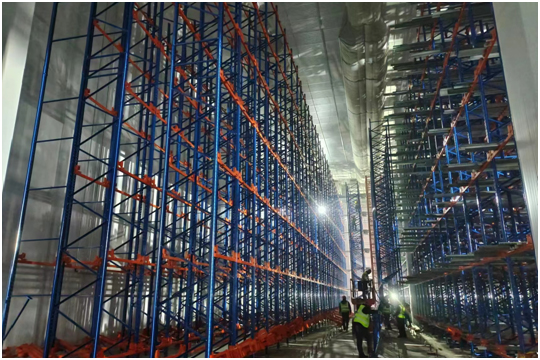 共建18米-18℃智能密集库！旷视四向车获冷链物流头部企业青睐(图1)