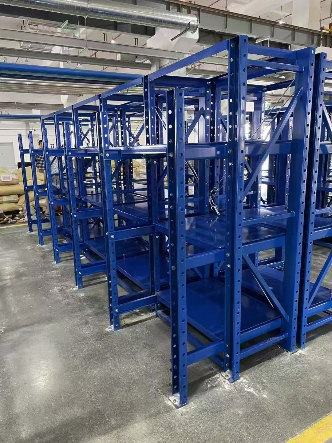 2026年武汉货架租赁市场盘点：五大专业供货商深度解析(图1)