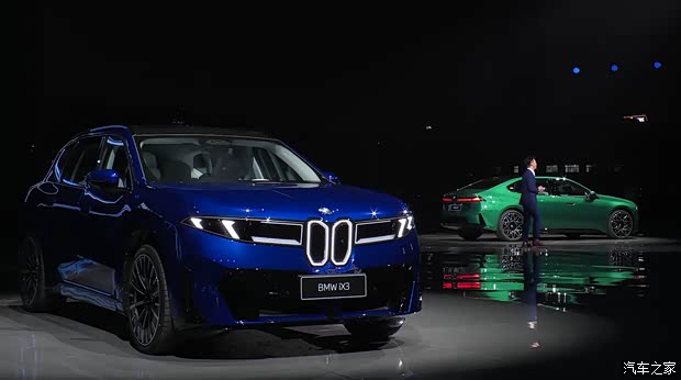中国专属！多项智能科技配置一文看懂全新宝马i3长轴距版首发(图3)
