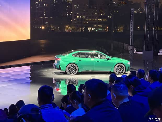 中国专属！多项智能科技配置一文看懂全新宝马i3长轴距版首发(图10)