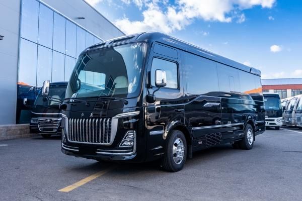 九游体育：12座红旗国悦现车报价红旗国悦QM7价格及图片(图3)